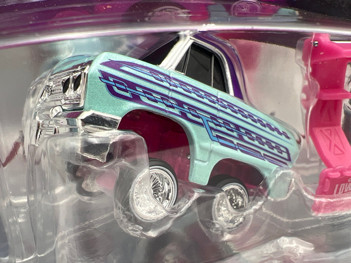 MGA Car Tuned Series 4 Show Glow Lowriders #7 63 Chevy Impala Light Blue/Purple