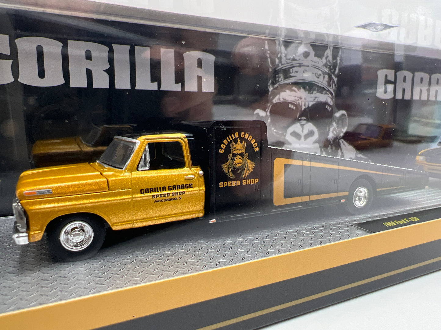 M2 Machines Haulers R96 1969 Ford F-350 & 1995 Ford Ranger XLT
