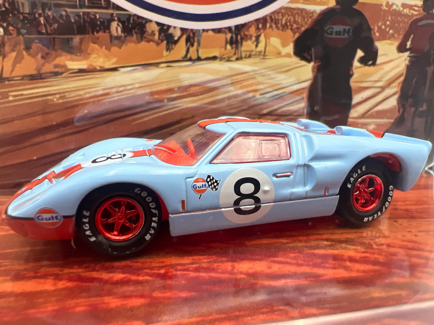 M2 Machines Diorama R21 CHASE 1966 Ford GT40 MK II Gulf