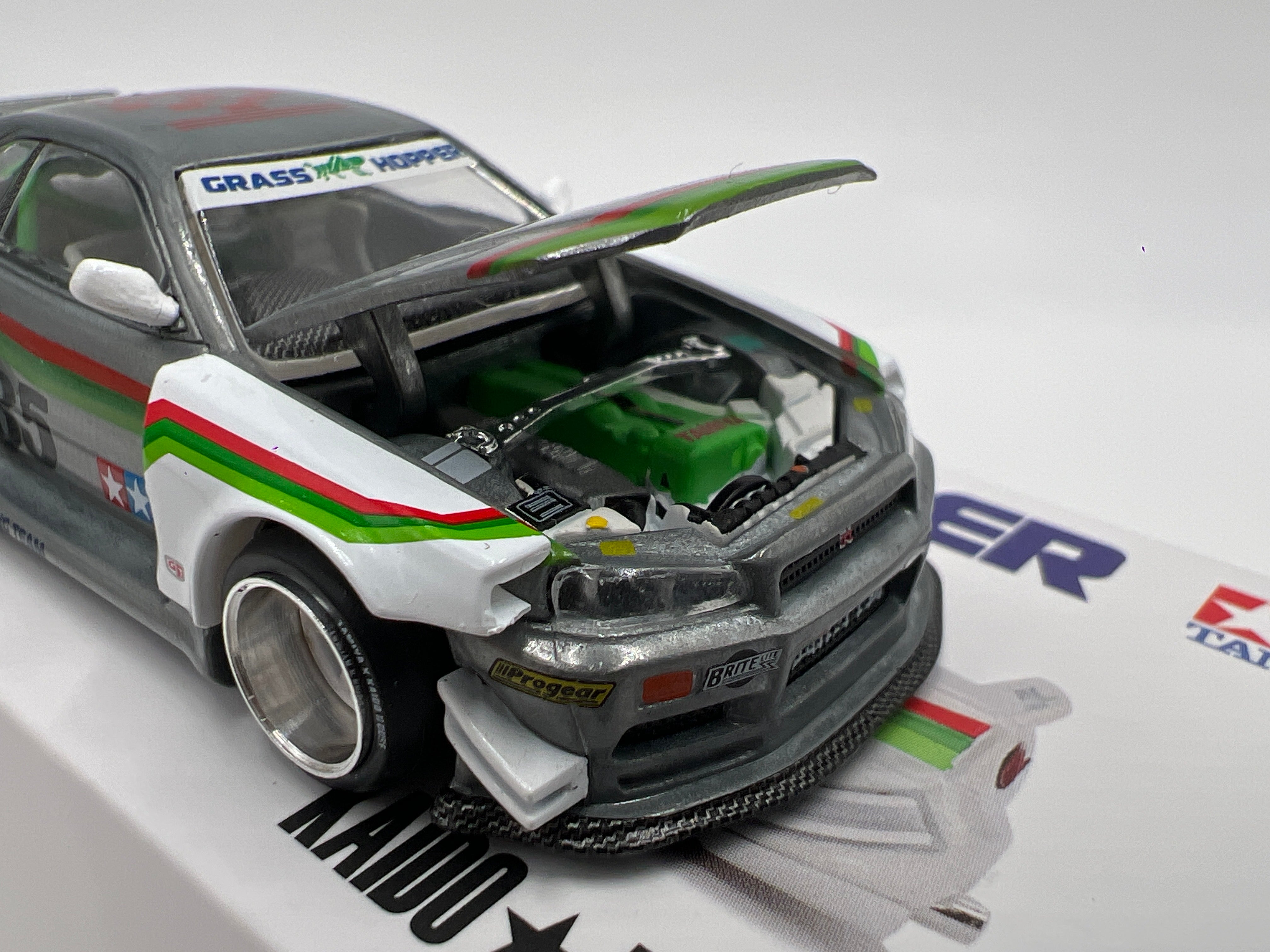 Mini GT Kaido House x Tamiya Collab #167 CHASE Nissan Skyline GT-R