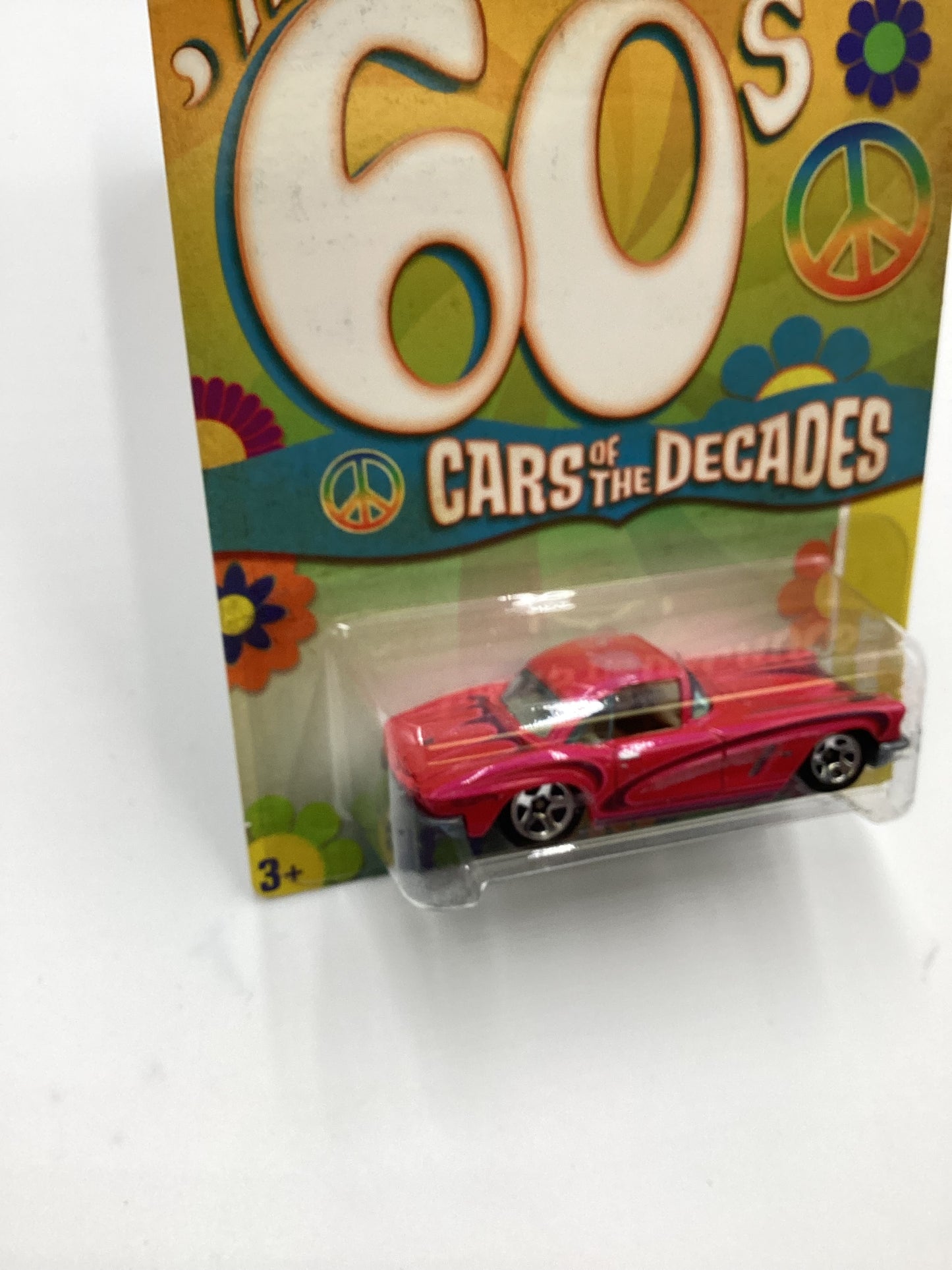 2011 Hot wheels The 60’s Cars of the Decade #16 62 Corvette Pink 157i