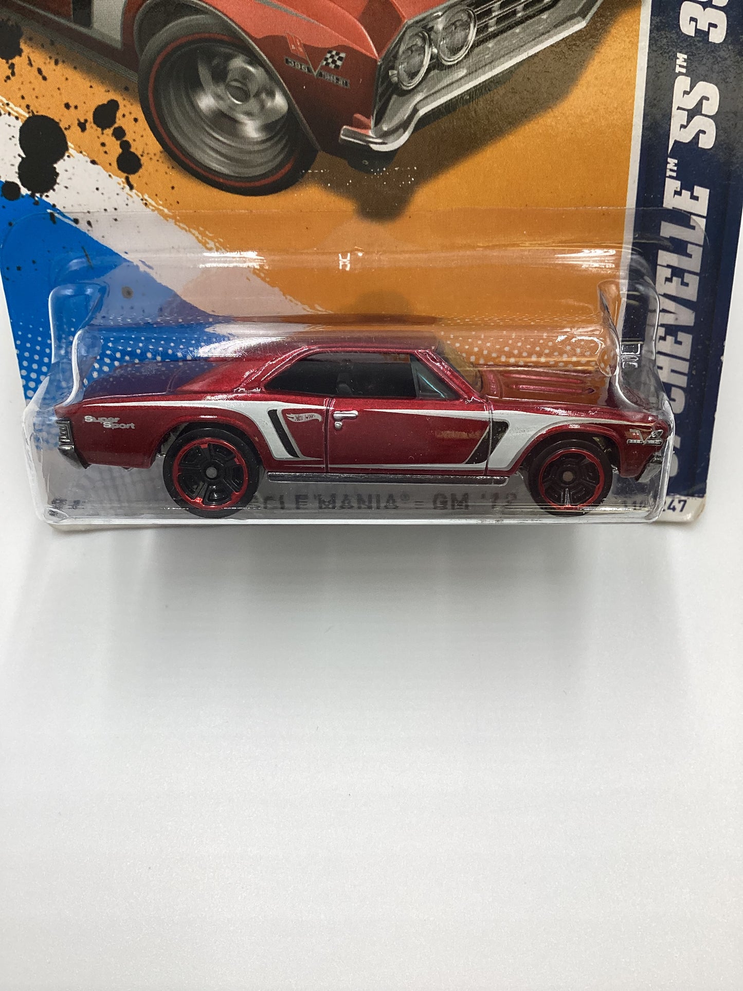 2012 Hot Wheels #110 67 Chevelle SS 396 Red