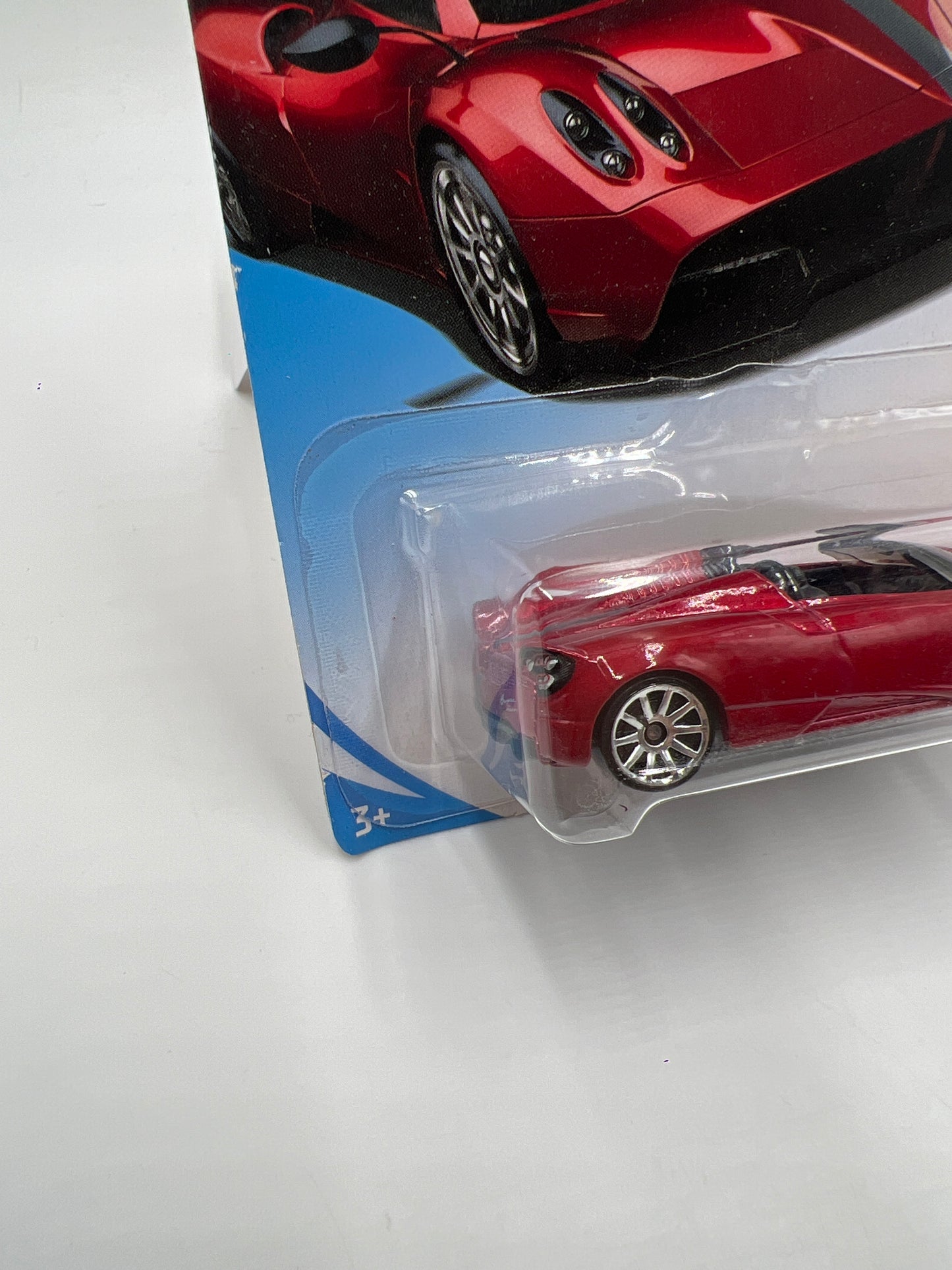 2018 Hot Wheels Exotics #243 17 Pagani Huayra Roadster Red