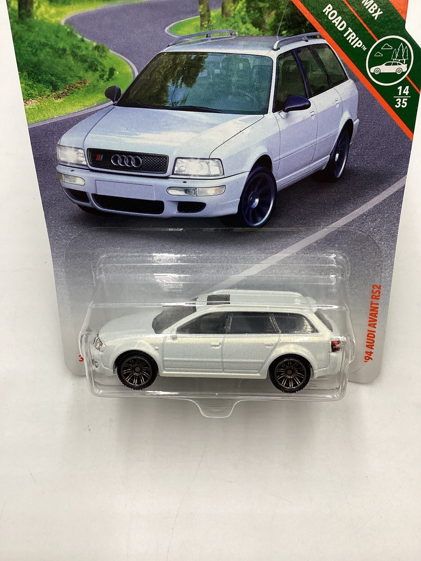 2018 Matchbox MBX Road Trip #14 Audi Avant RS2 White 107H