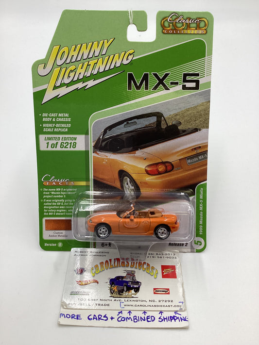 Johnny Lightning Classic Gold Collection Release 2 Version B 1999 Mazda MX-5 Miata Orange 230E