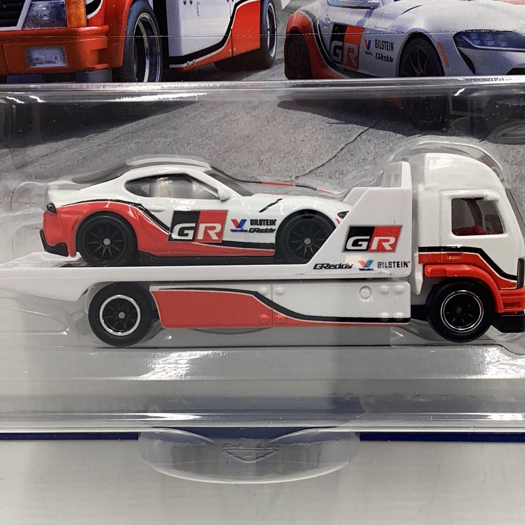 Hot wheels car culture team transport #37 21 Toyota GR Supra Aero