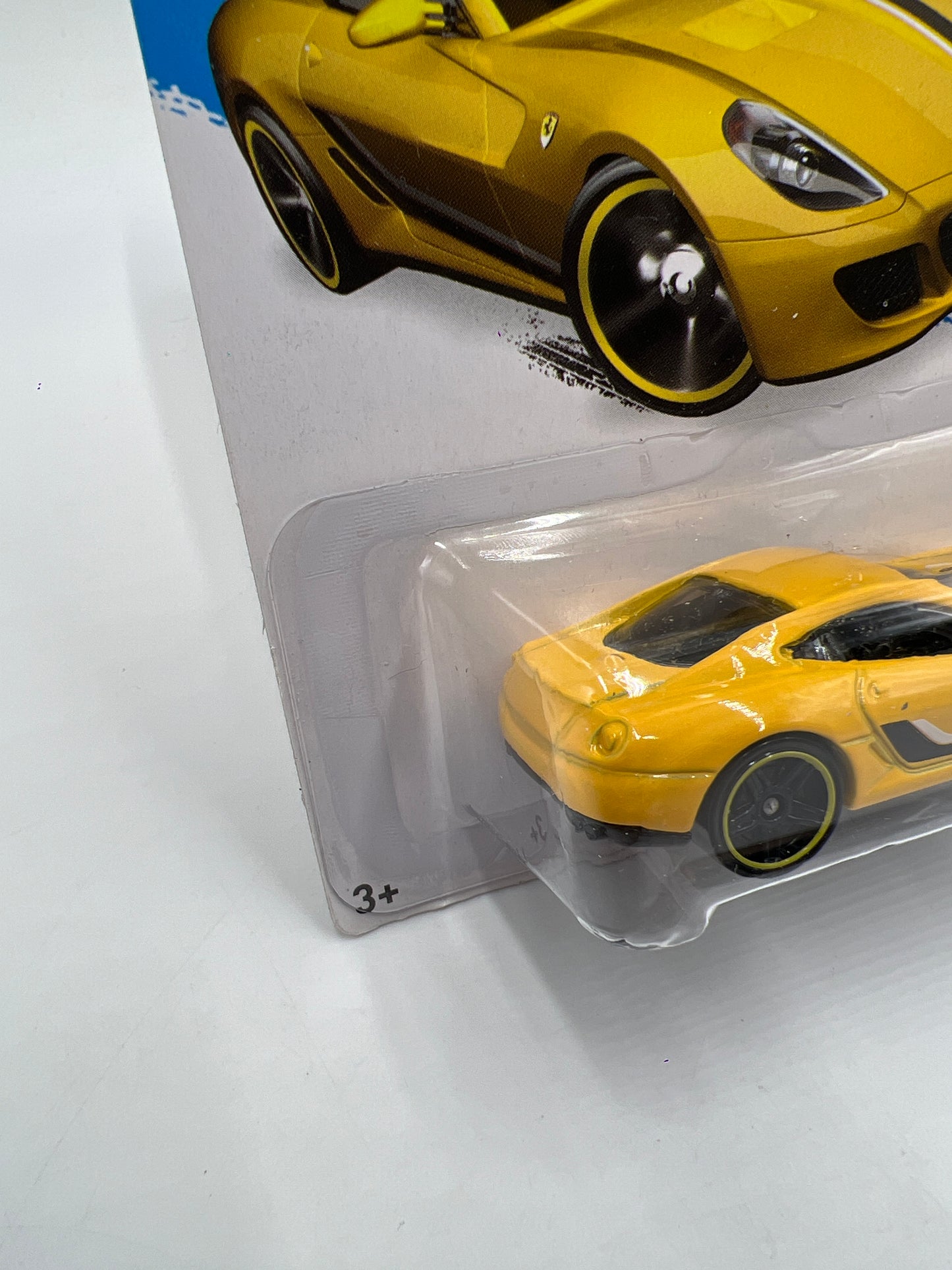 2015 Hot Wheels City #21 Ferrari 599 GTB Fiorano Yellow