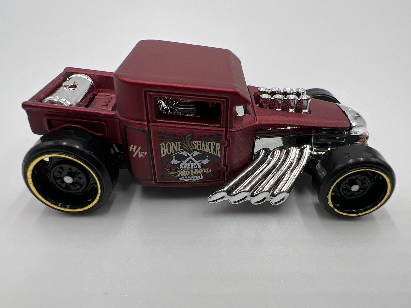 Hot Wheels 1/64 Bone Shaker Dark Satin Red Loose