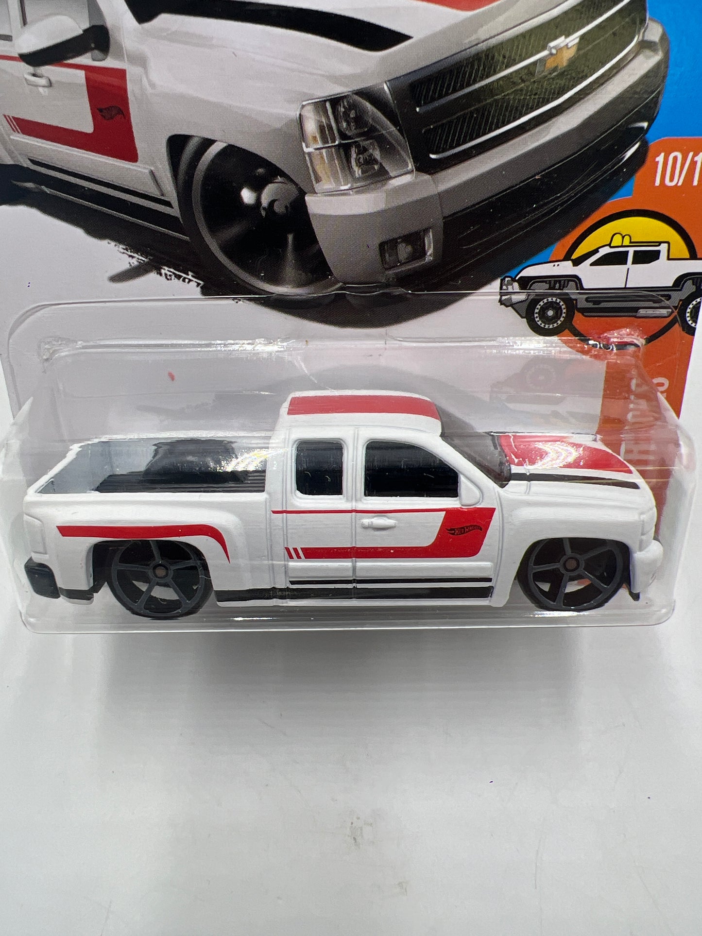 2017 Hot Wheels Hot Trucks #60 Chevy Silverado White 18D