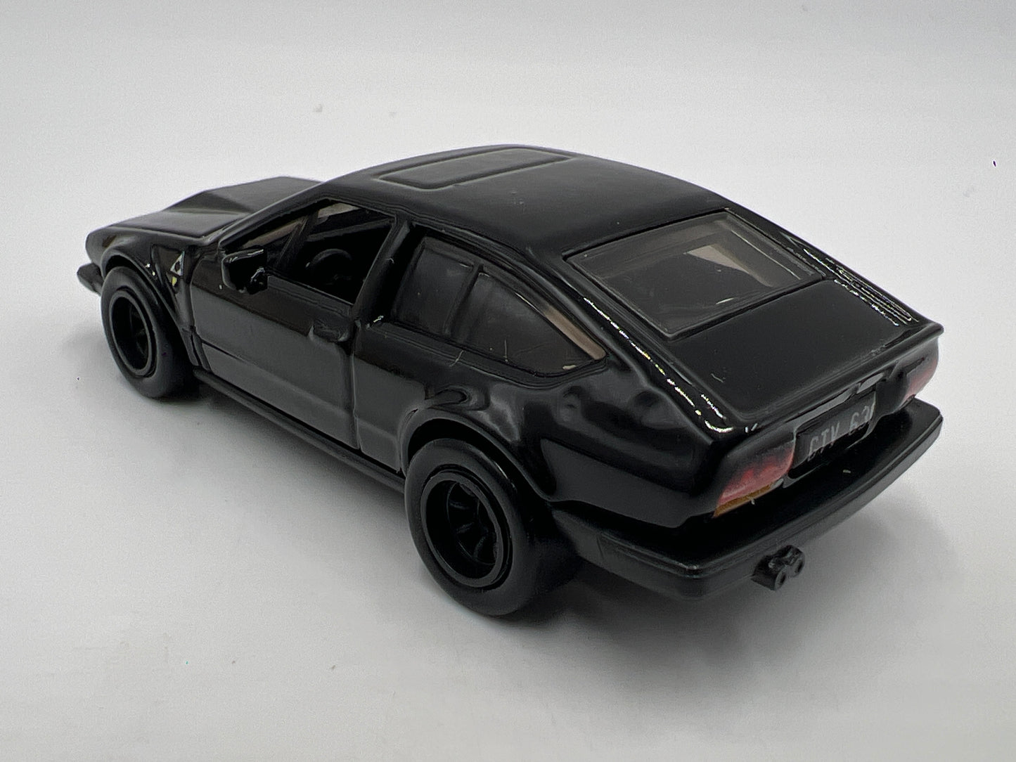 Hot Wheels Premium Car Culture CHASE World Tour #0 Alfa Romeo GTV6 3.0 Black Loose