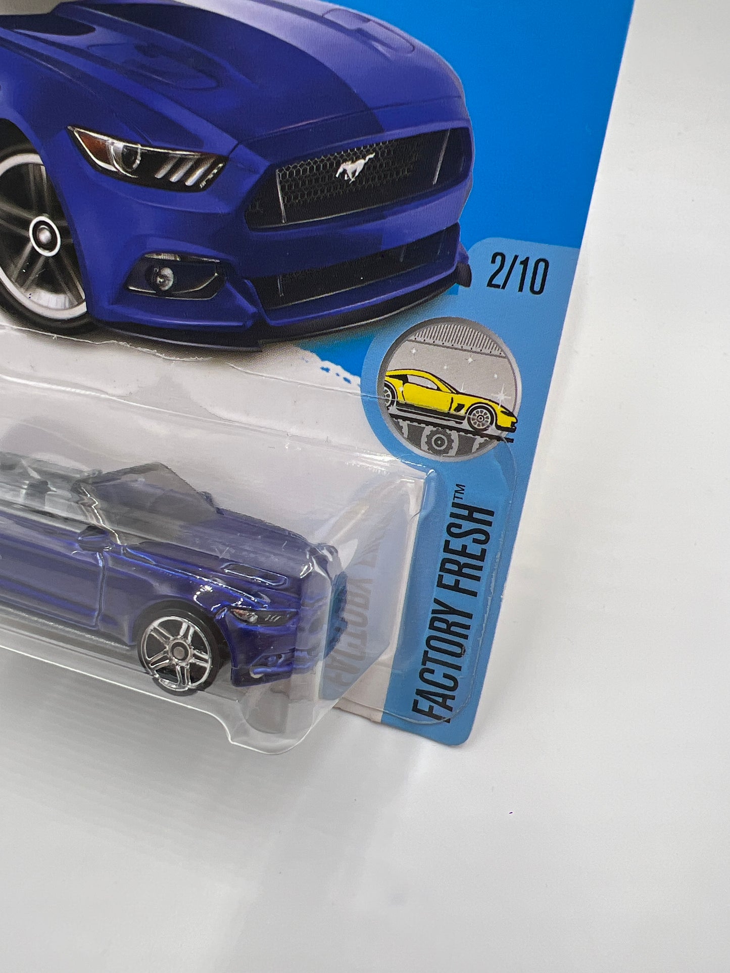 2017 Hot Wheels Factory Fresh #104 2015 Ford Mustang GT Convertible Blue
