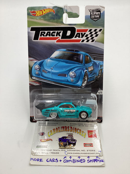 Hot Wheels Track Day #4 Volkswagen Karmann Ghia *Cracked Blister* 245M