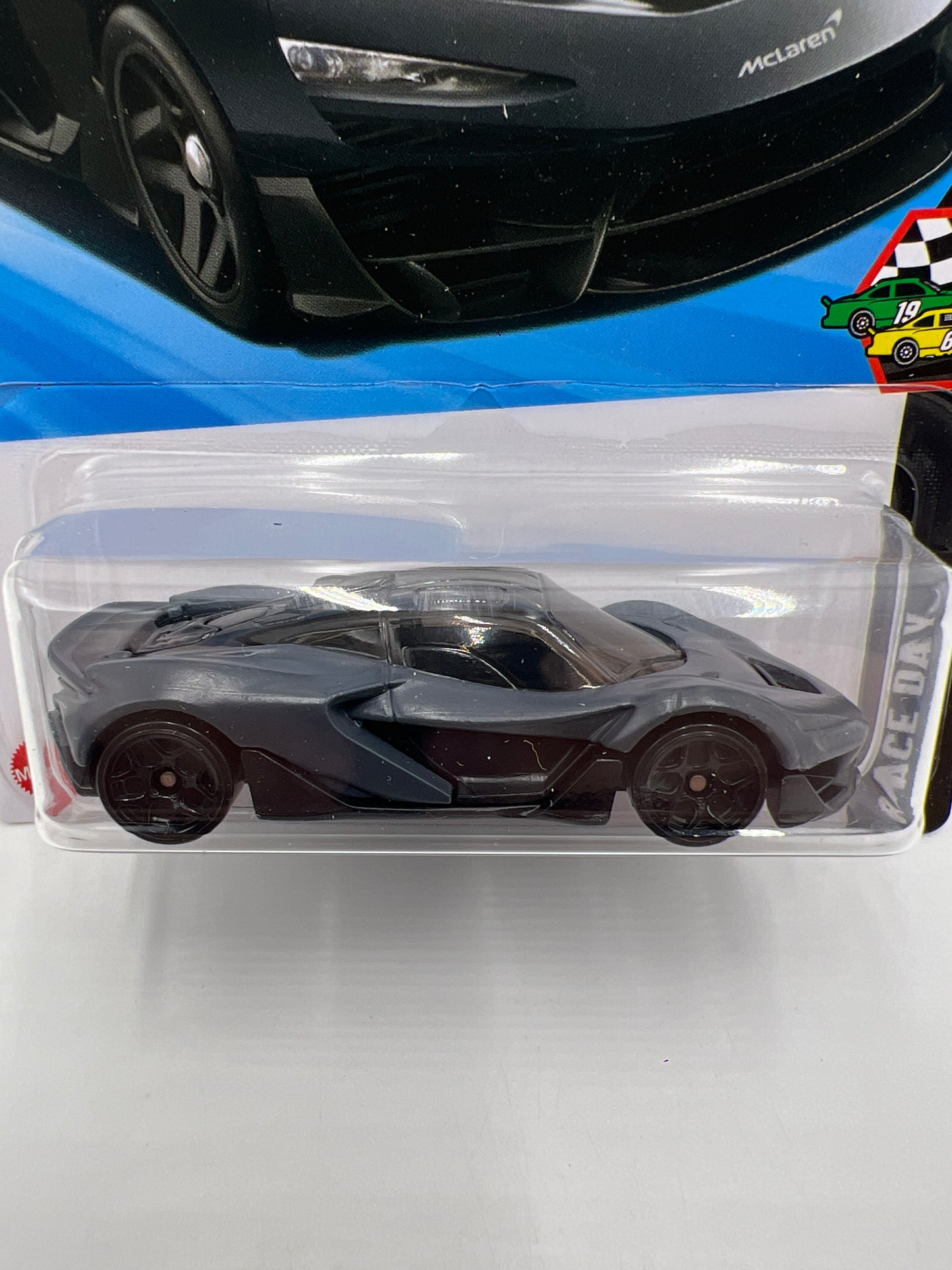 2025 Hot Wheels Q Case Race Day #142 McLaren W1 Gray 103G