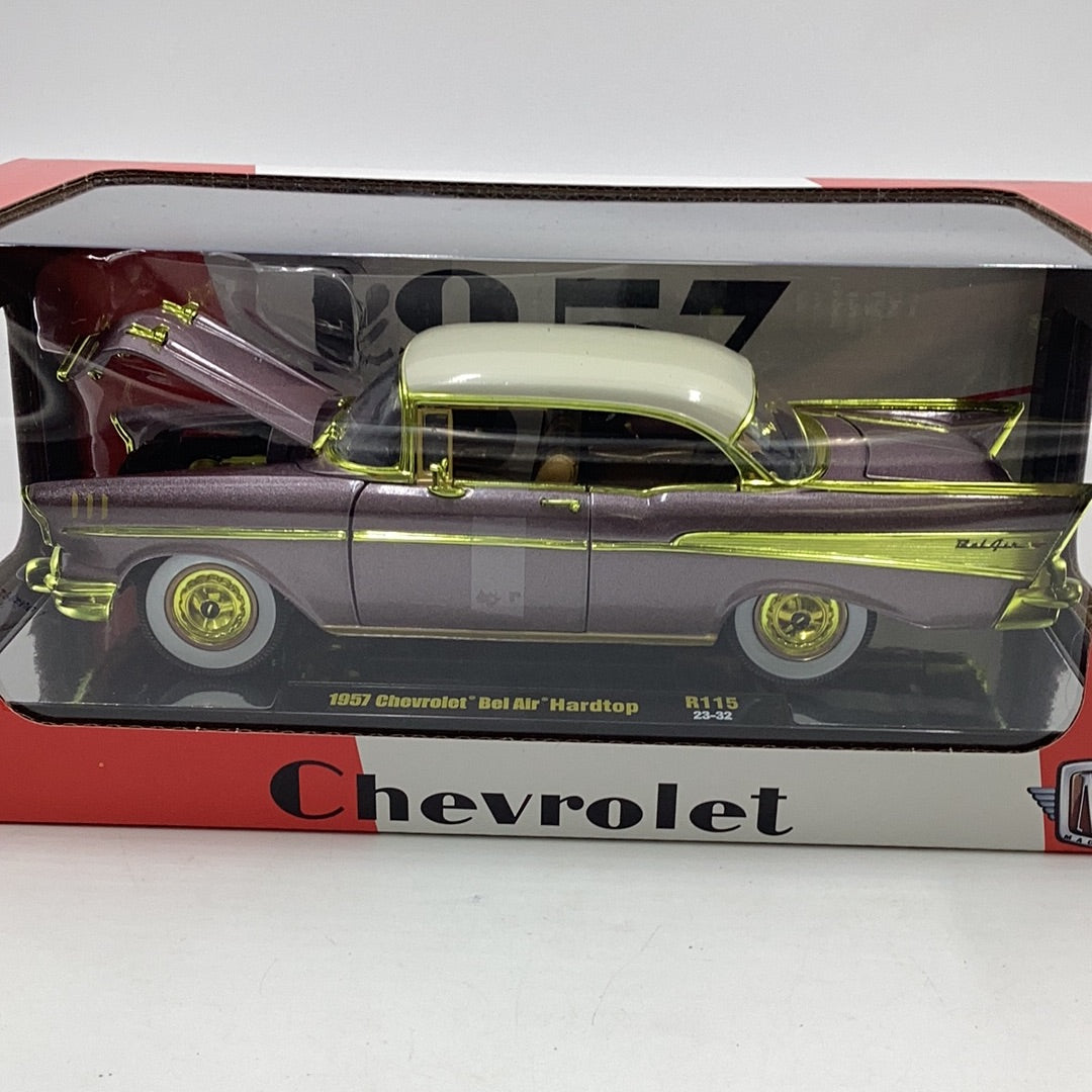 M2 Machines 1/24 Chase 1/750 1957 Chevy Bel Air Hardtop R115