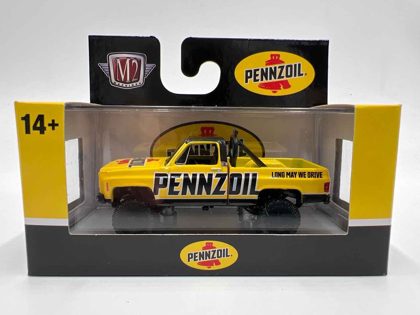 2025 M2 Machines Detroit Muscle 1976 GMC Sierra Grande 15 4x4 Yellow Pennzoil R87