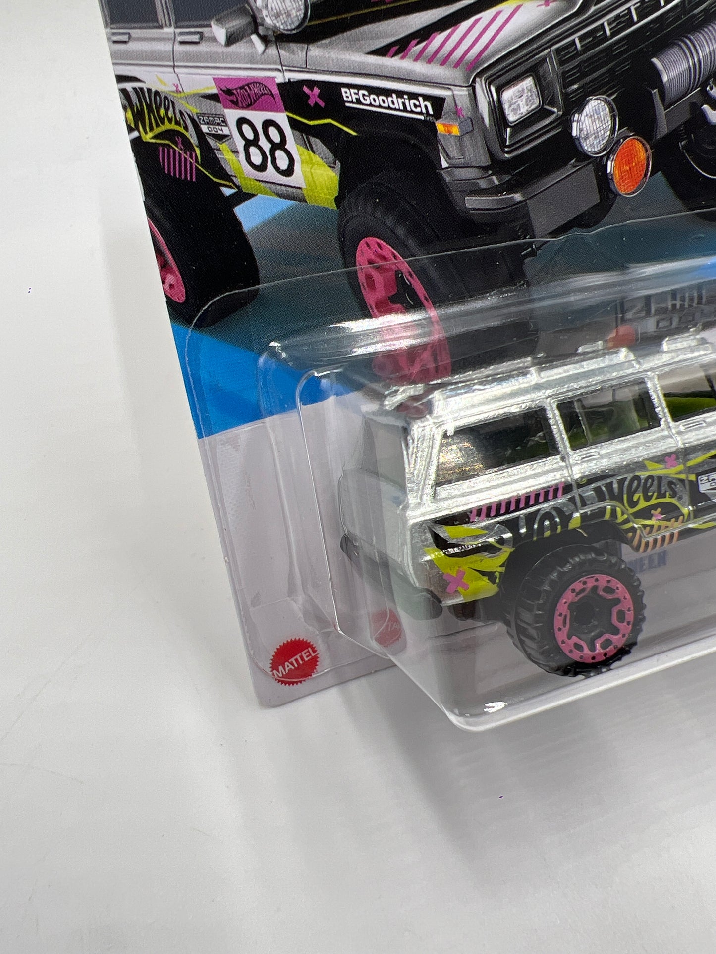 2025 Hot Wheels E Case Walmart Exclusive Zamac 004 #44 1988 Jeep Wagoneer 144D