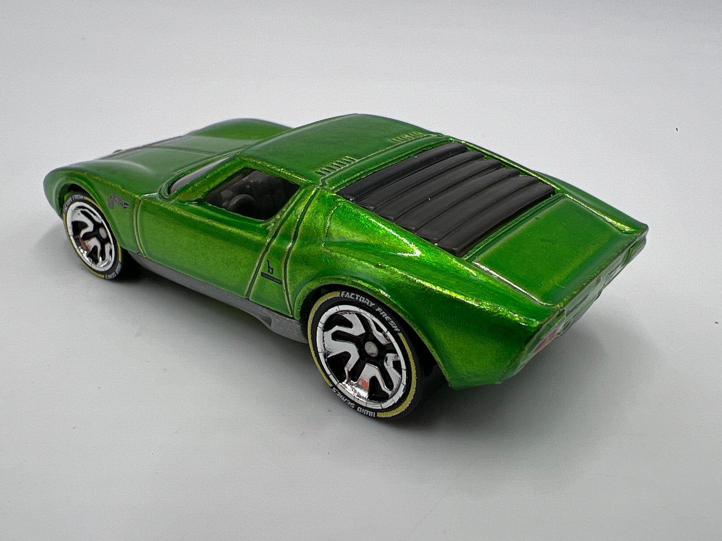 Hot Wheels iD Factory Fresh Series 2 #1 71 Lamborghini Miura P400 SV Green