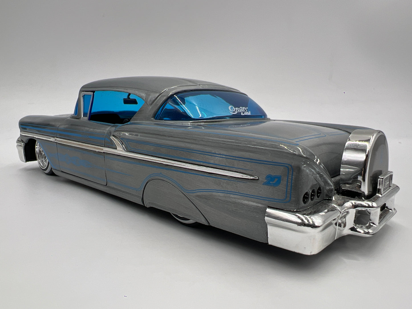 Jada Toys 1/24 Scale 20th Anniversary 1958 Chevrolet Impala Lowrider Loose