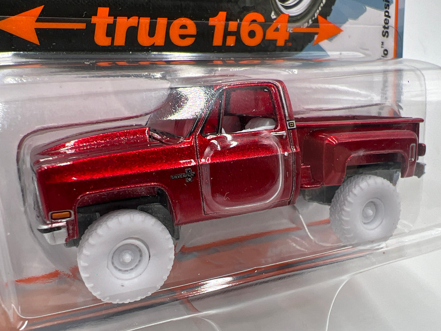 Auto World Muscle Trucks Ultra Red CHASE 1981 Chevy Silverado Stepside Red