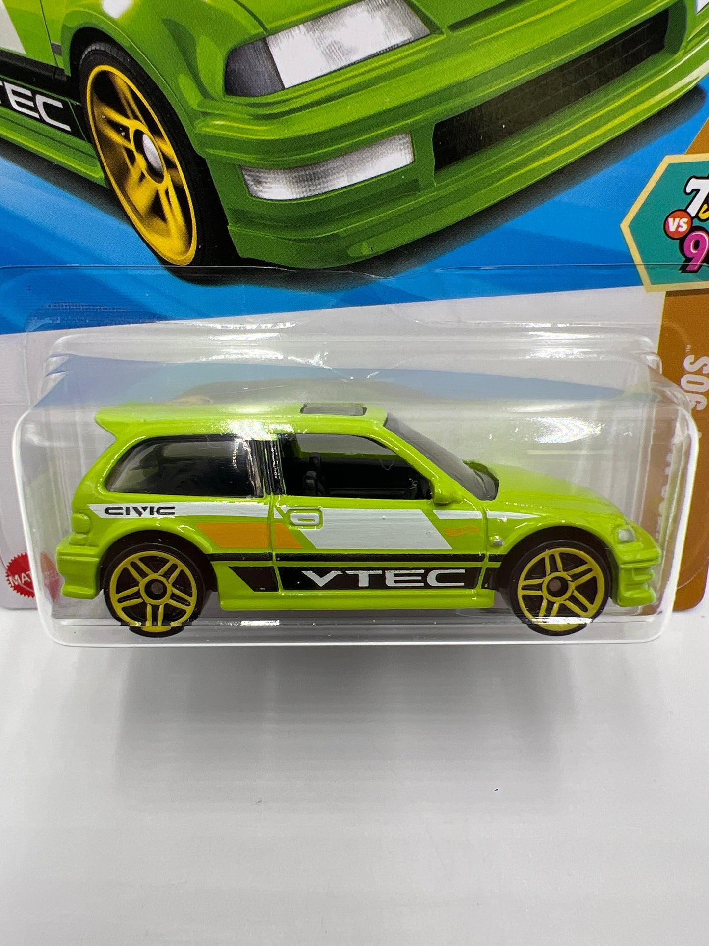 2025 Hot Wheels L Case 70s Vs 90s #28 90 Honda Civic EF Green 77B