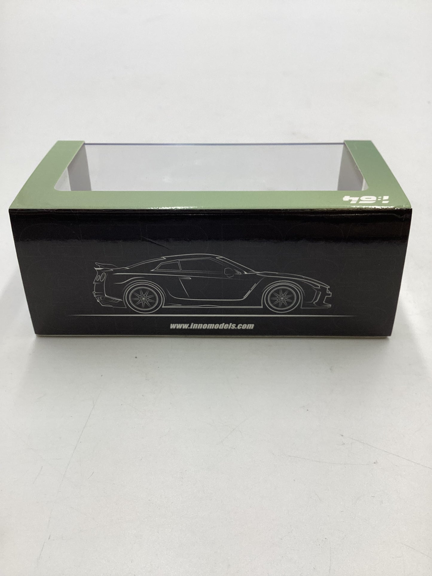 Inno64 Special Edition Nissan Skyline GT-R [R-35] Green