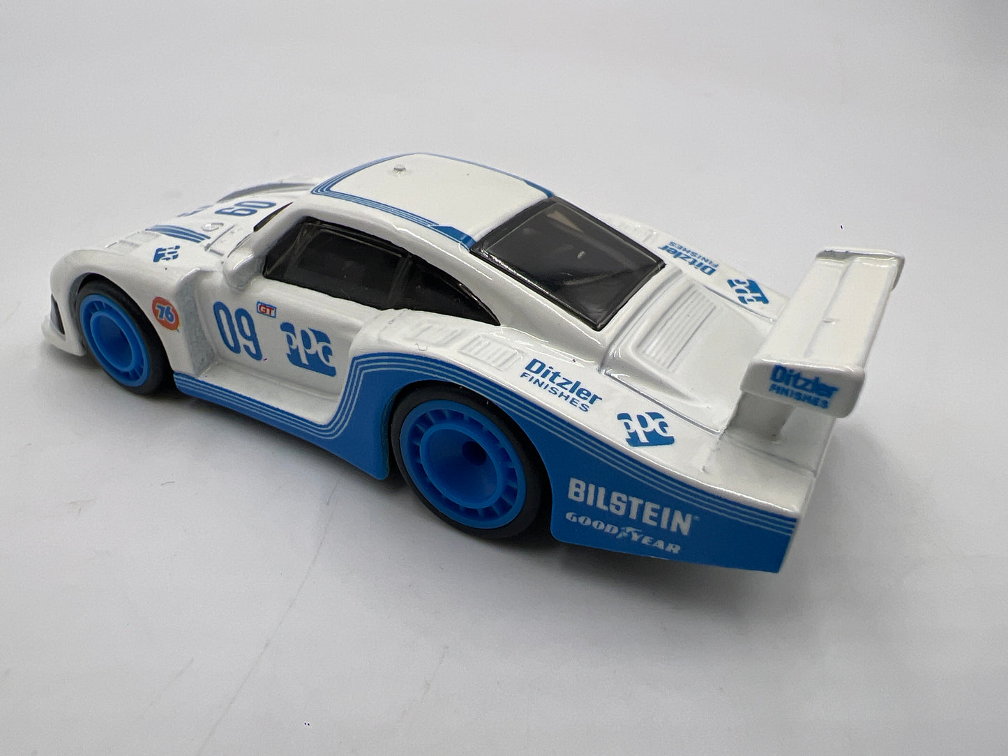 Hot Wheels Silhouettes Premium Porsche 935 White Loose