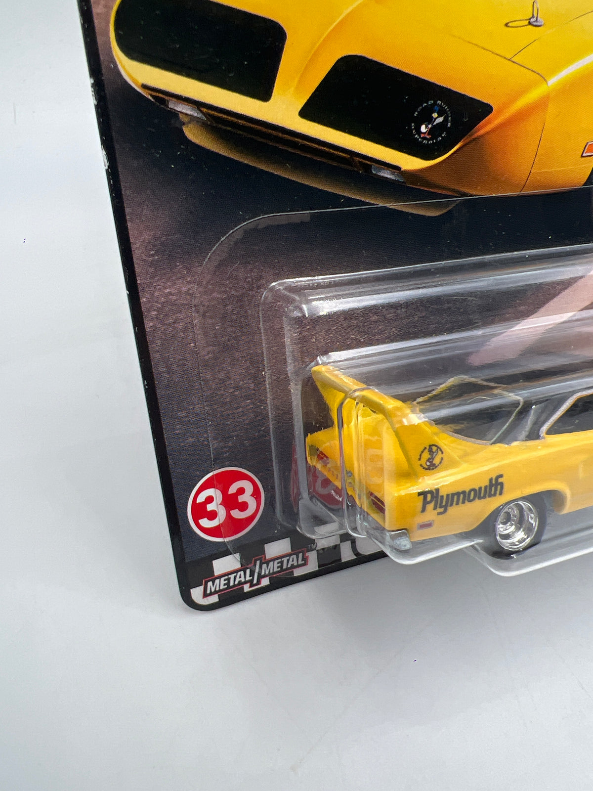 Hot Wheels Premium Boulevard #33 70 Plymouth Superbird Yellow W/Protector