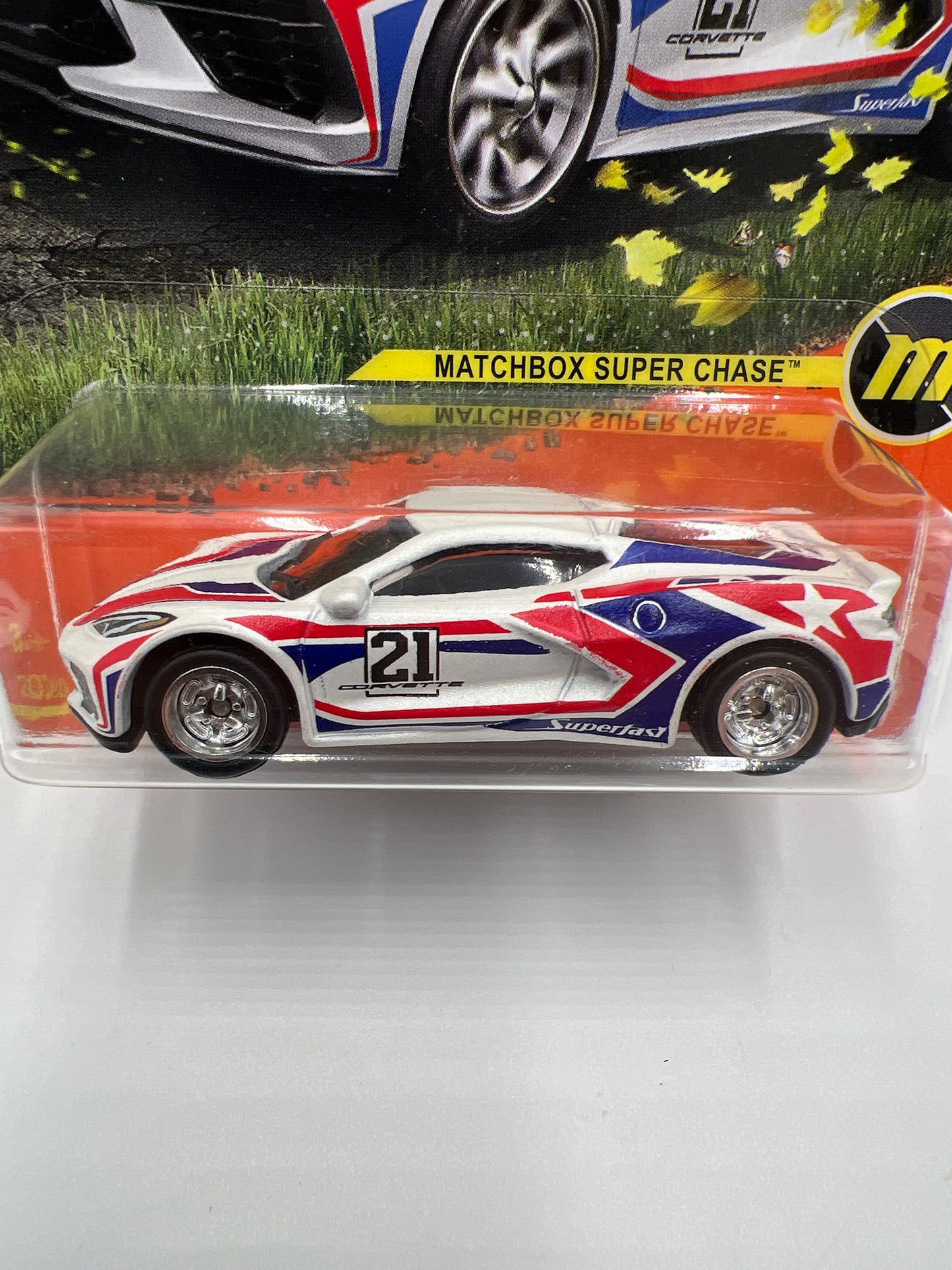 Matchbox Super Chase 2020 Corvette White W/Protector