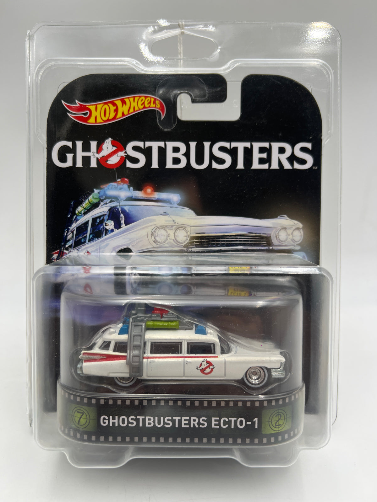 Hot Wheels Retro Entertainment Ghostbusters Ecto-1 White W/Protector