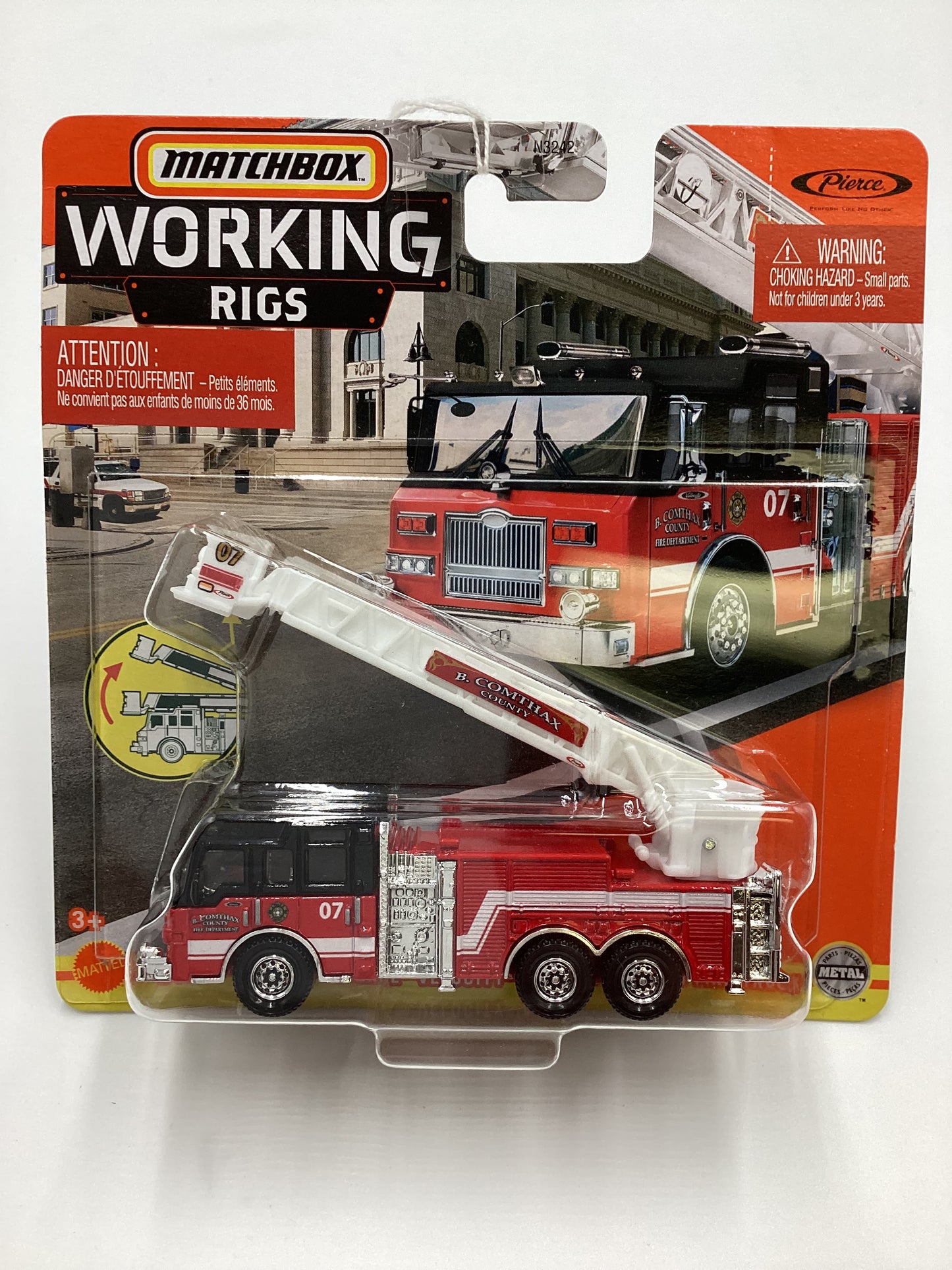 2021 Matchbox working rigs #4 B.Comthax County Pierce Velocity Aerial Platform Fire Truck 168F