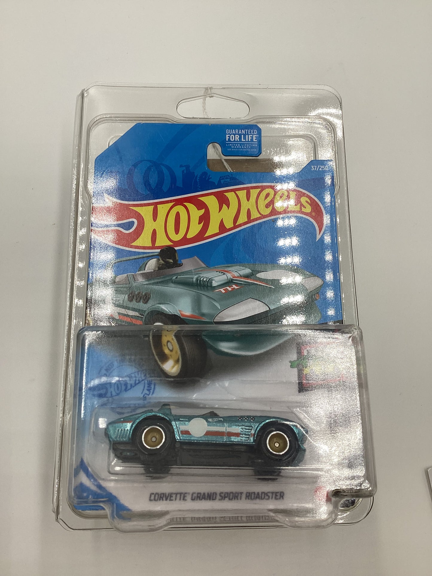 2021 Hot Wheels Super Treasure Hunt #37 Corvette Grand Sport Roadster with protector