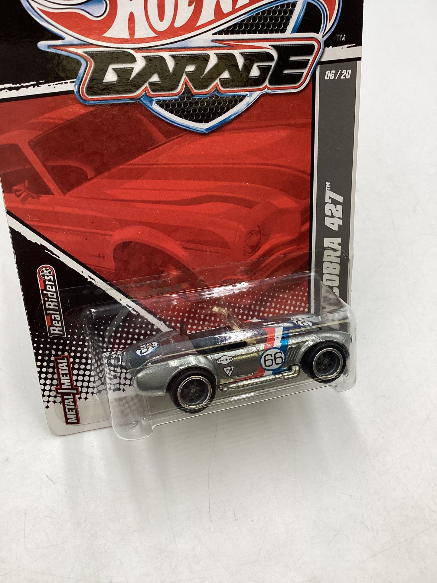 Hot Wheels Garage 06/20 Shelby Cobra 427 Silver