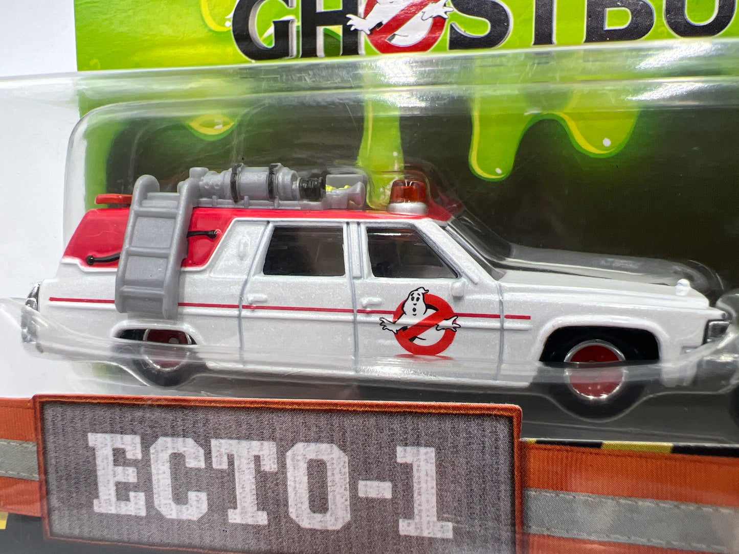 2016 Hot Wheels Premium Ghostbusters 2 Pack Ecto-1 & Ecto-2 283A
