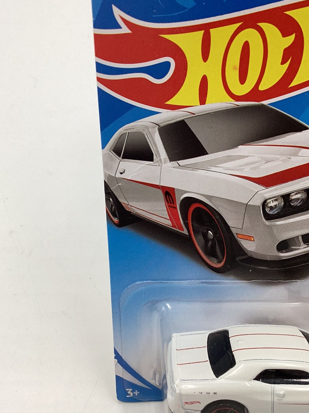 2018 Hot Wheels Red Edition ‘15 Dodge Challenger SRT *BAD CARD* 150D