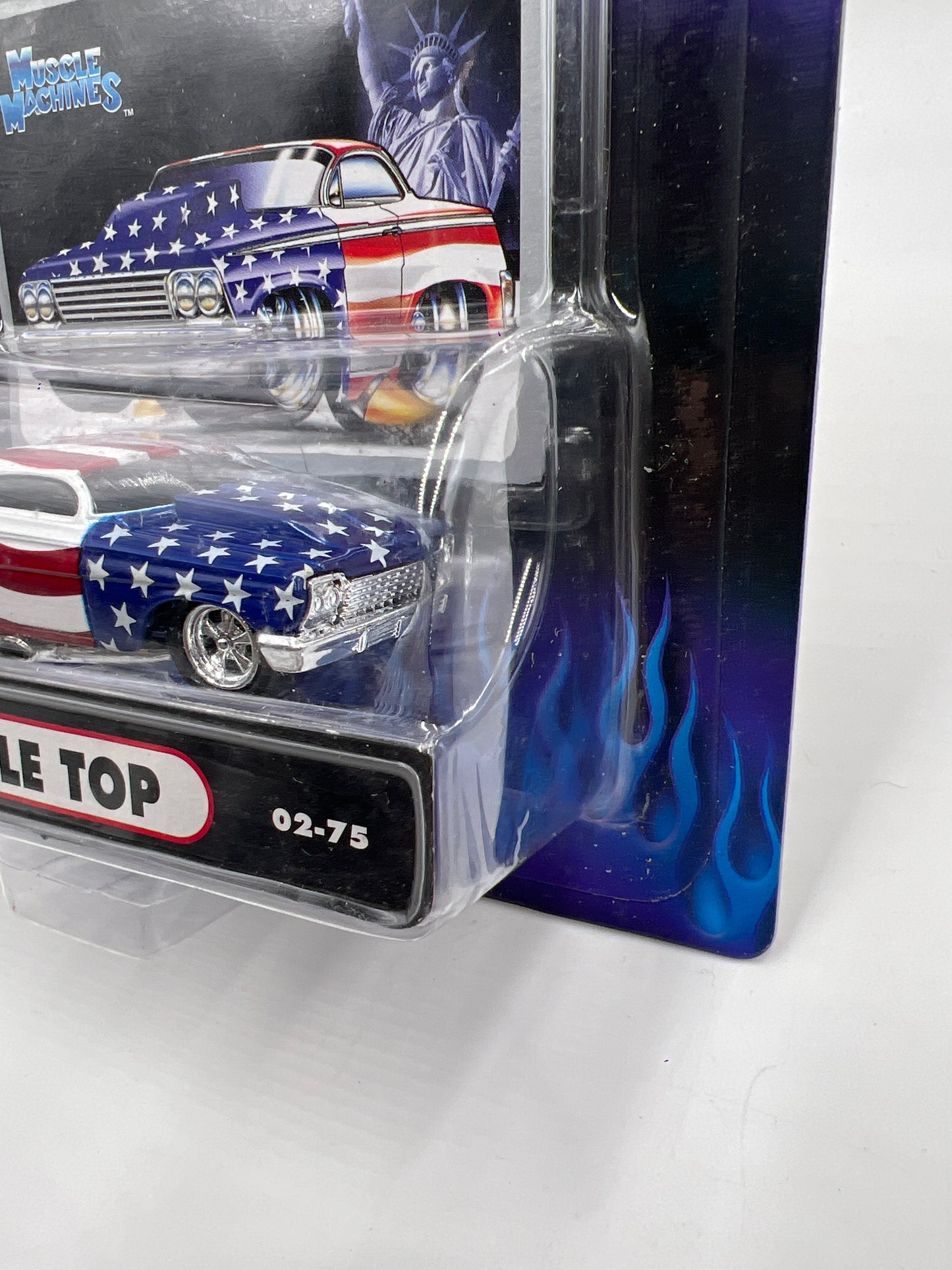 Muscle Machines 62 Bubble Top American Flag 02-75 222D