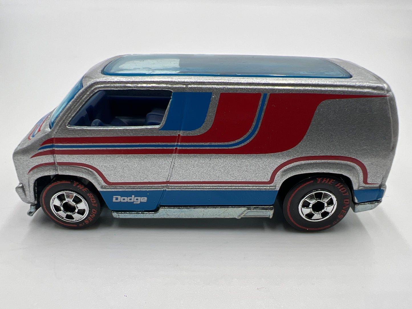 2011 Hot Wheels The Hot Ones CHASE Custom 77 Dodge Van Silver Loose