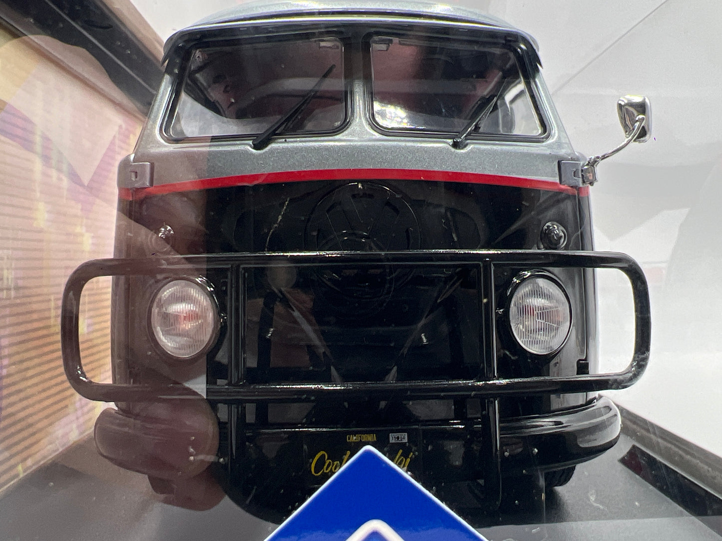 Solido 1:18 Scale The A Team Kool Kombi W/Trailer