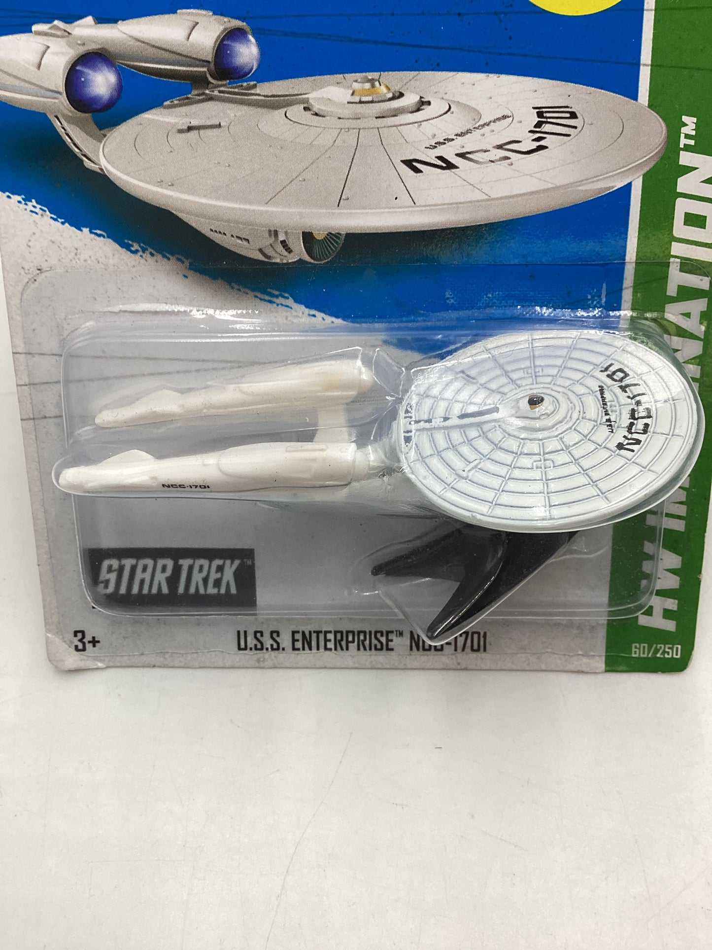 2013 Hot wheels #60 U.S.S. Enterprise NCC-1701 122C