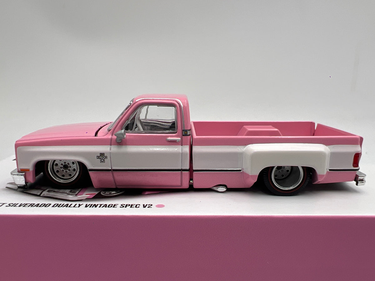 Mini GT x Kaido House #243 Chevrolet Silverado Dually Vintage Spec V2 Pink