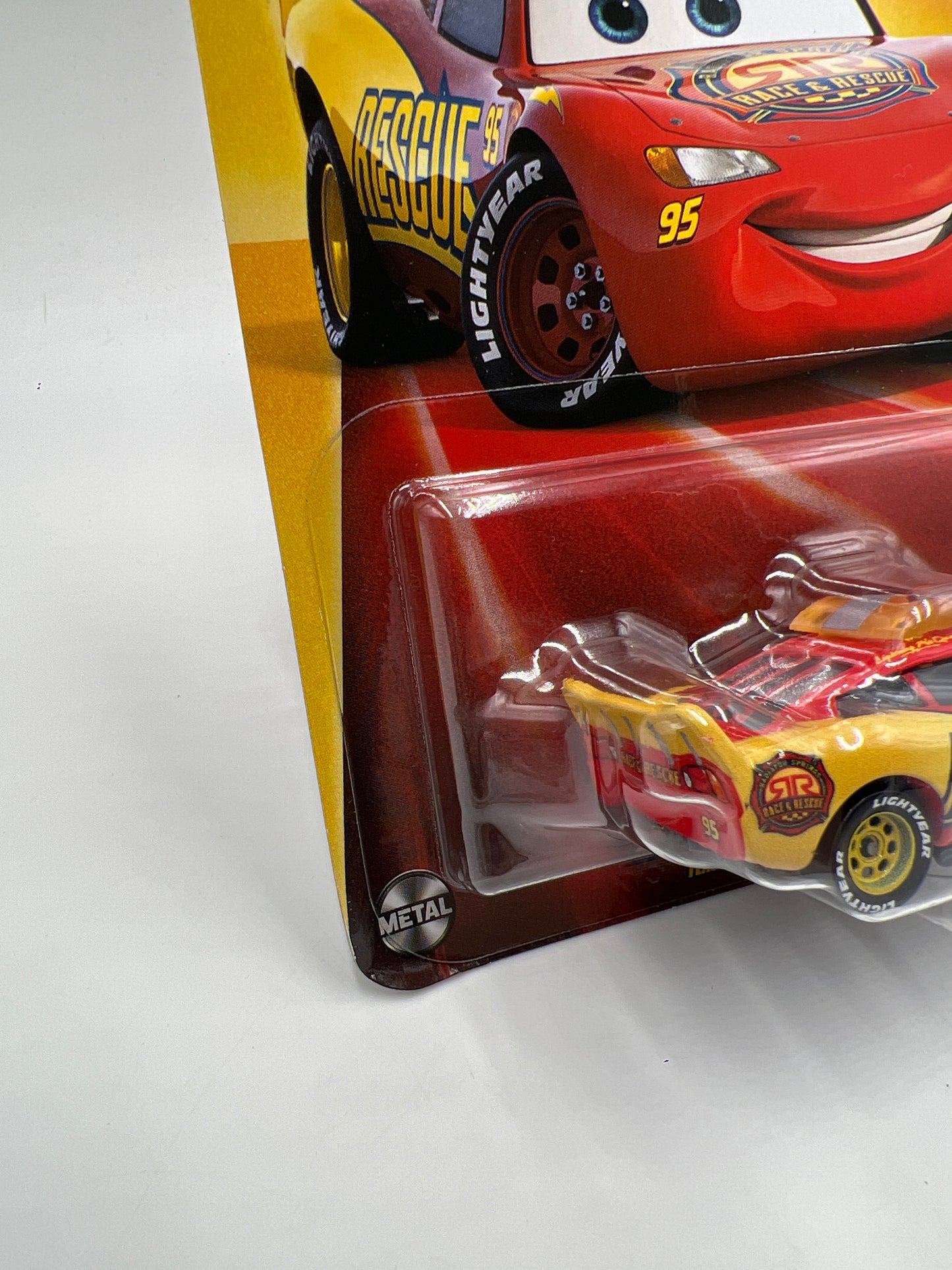 2025 Disney Pixar Cars Radiator Springs Race & Rescue Lightning McQueen 136A