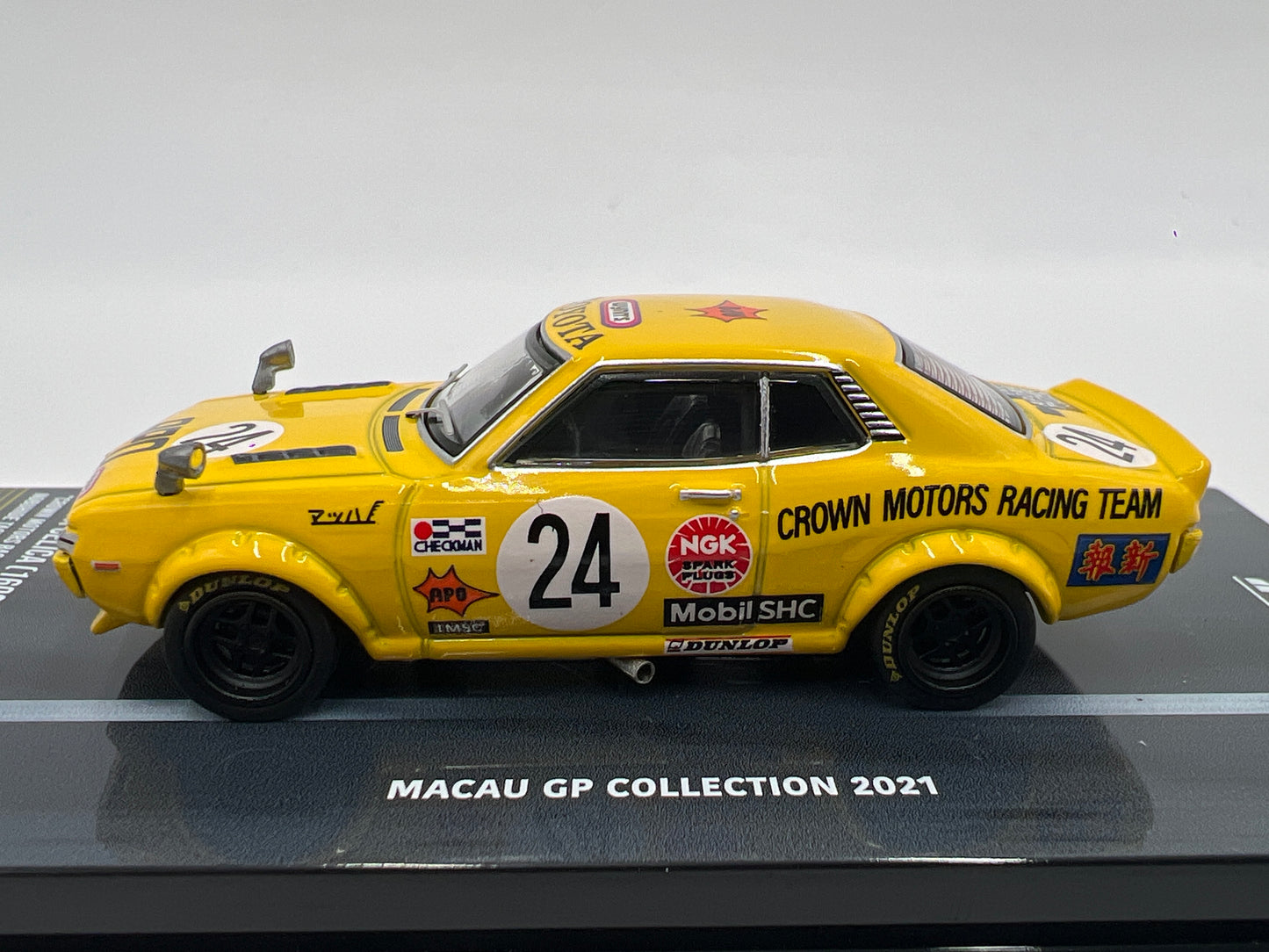 Inno64 1/64 Toyota Celica 1600GT Crown Motors Racing Team Macau GP Collection 2021 Yellow