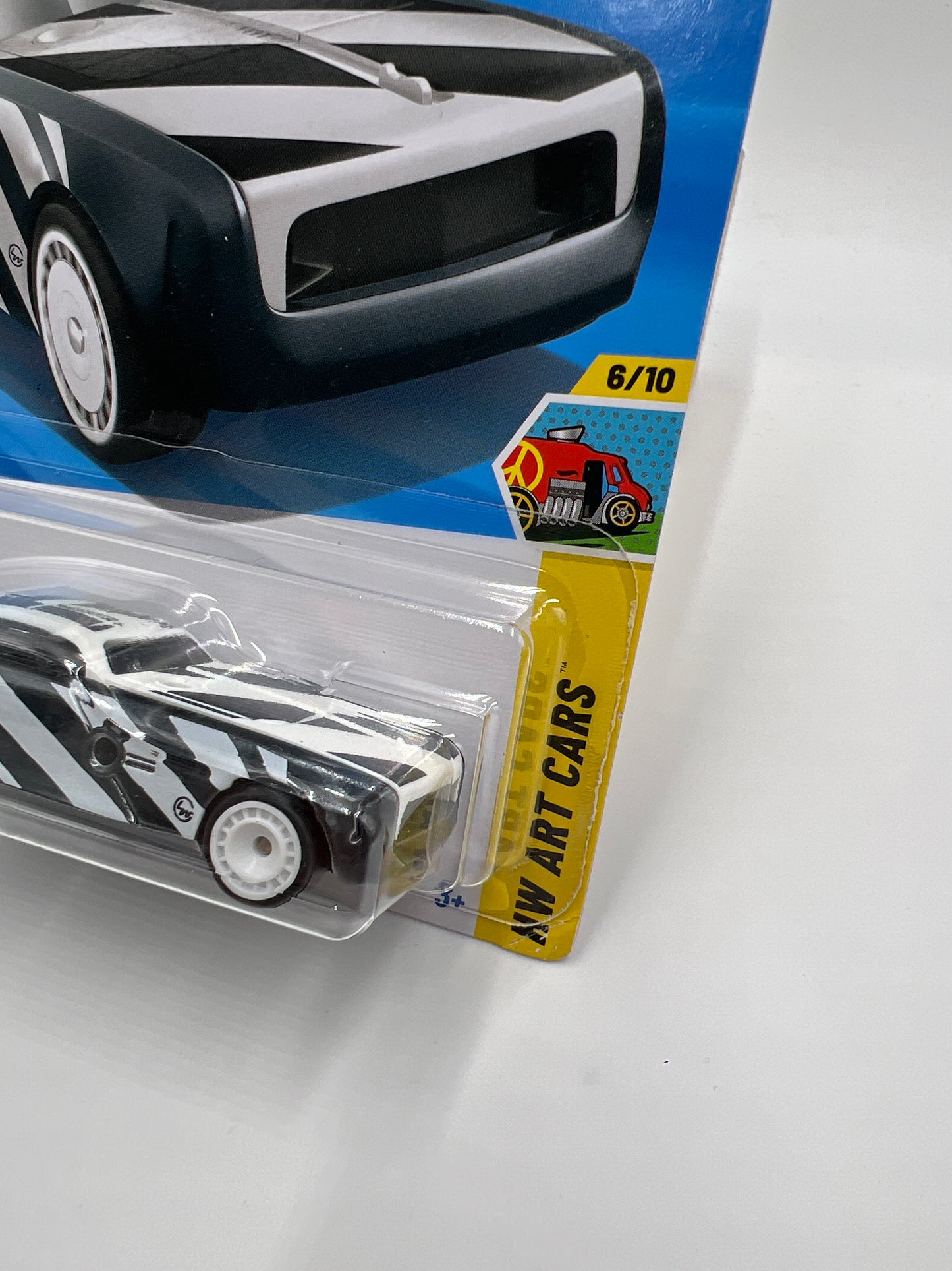 2025 Hot Wheels Super Treasure Hunt #61 Hi-Roller II Black/White W/Protector