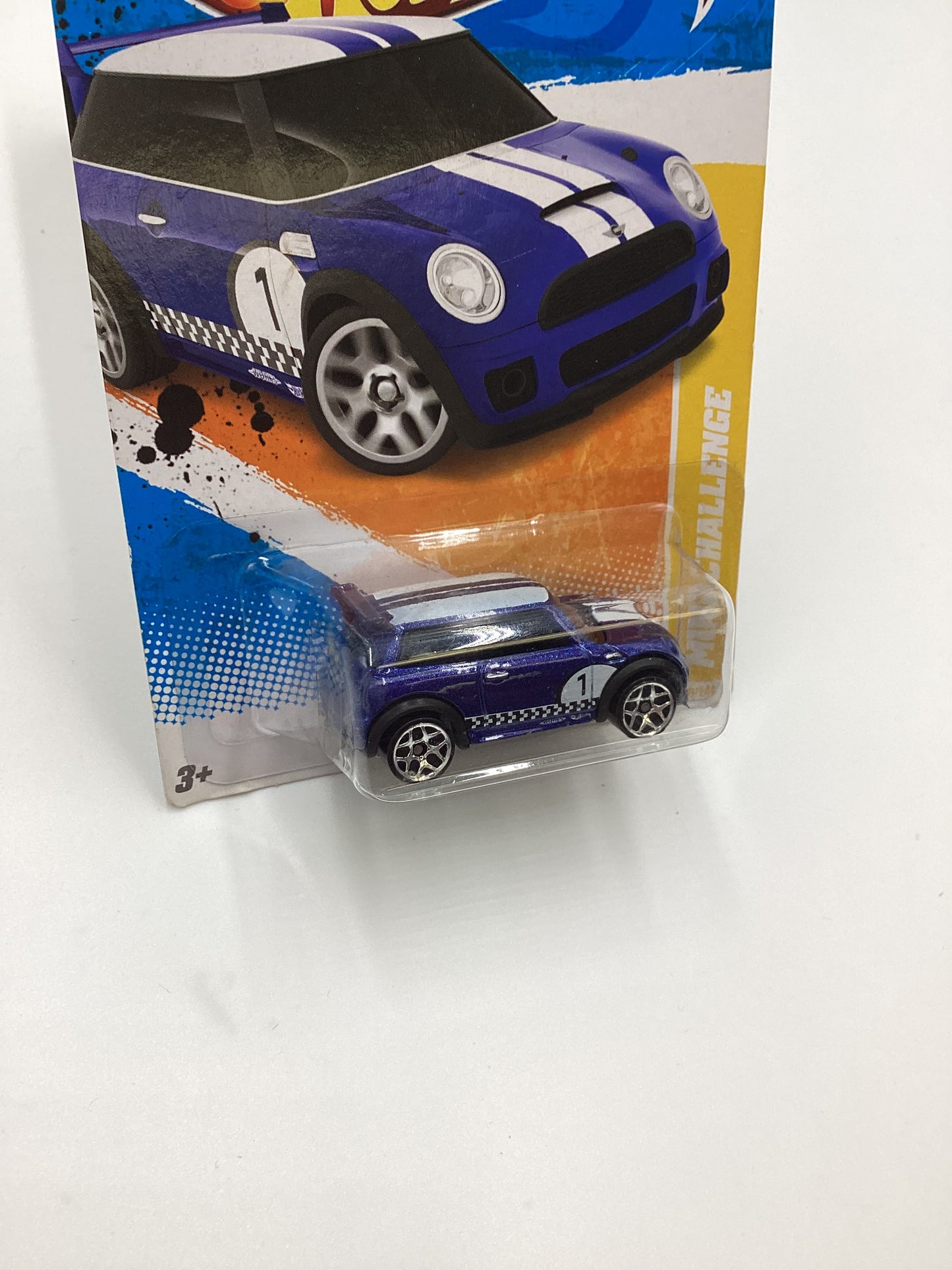 2011 Hot Wheels #30 Mini Challenge Blue