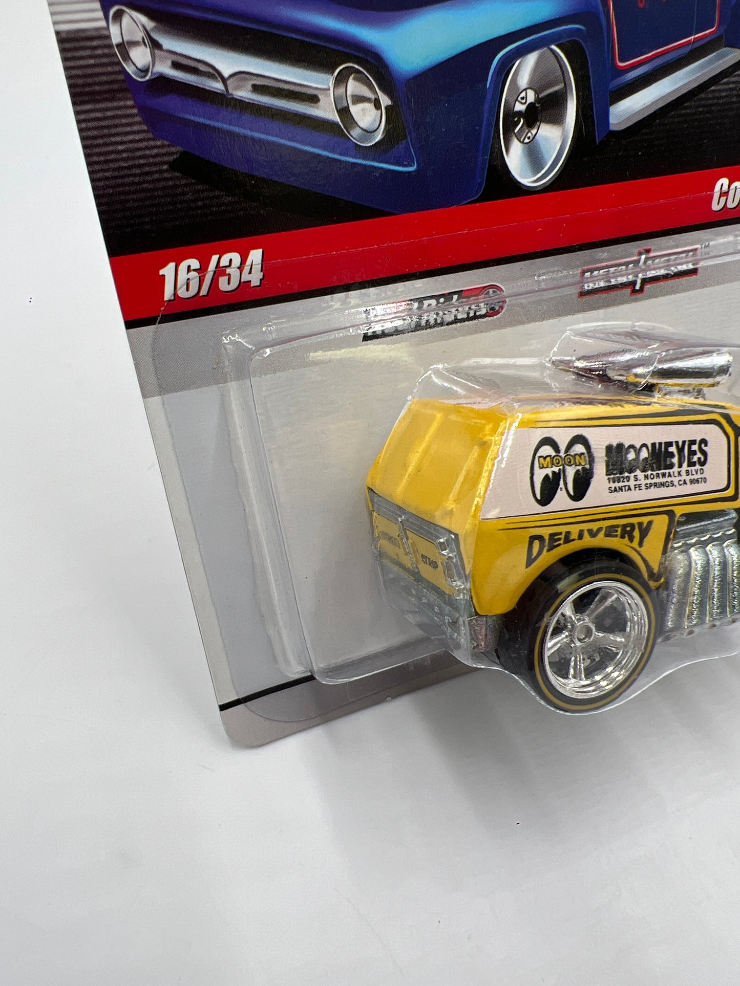 Hot Wheels Premium Delivery Series #16 Cool One Mooneyes Yellow