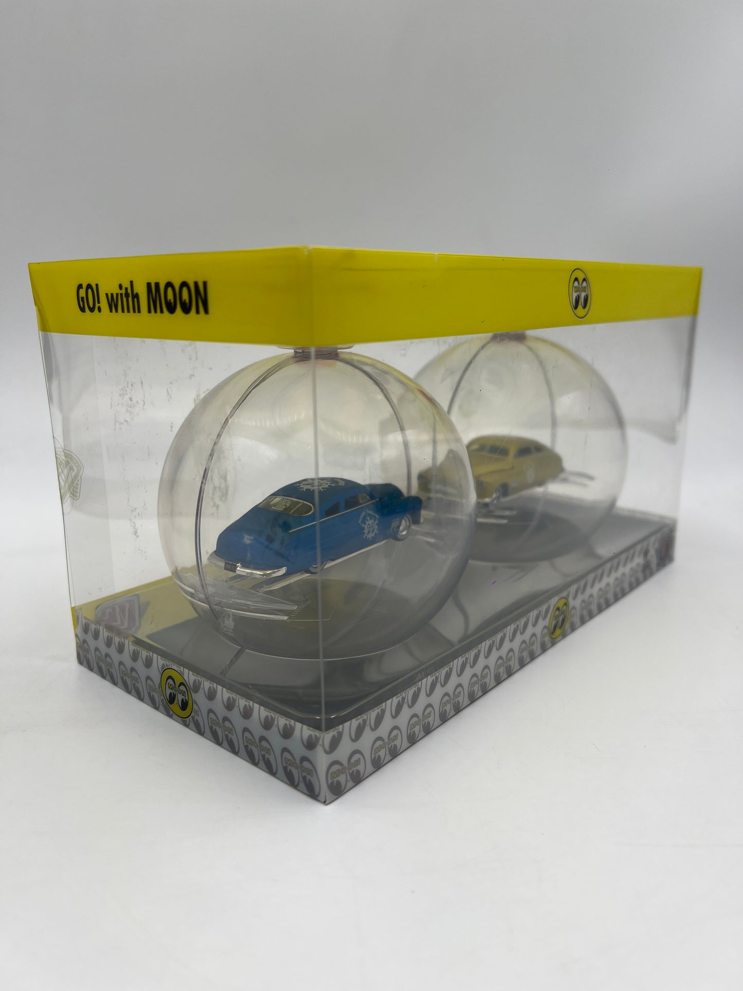 M2 Machines Holiday Ornaments 2 Pack Mooneyes 1949 Mercury Custom