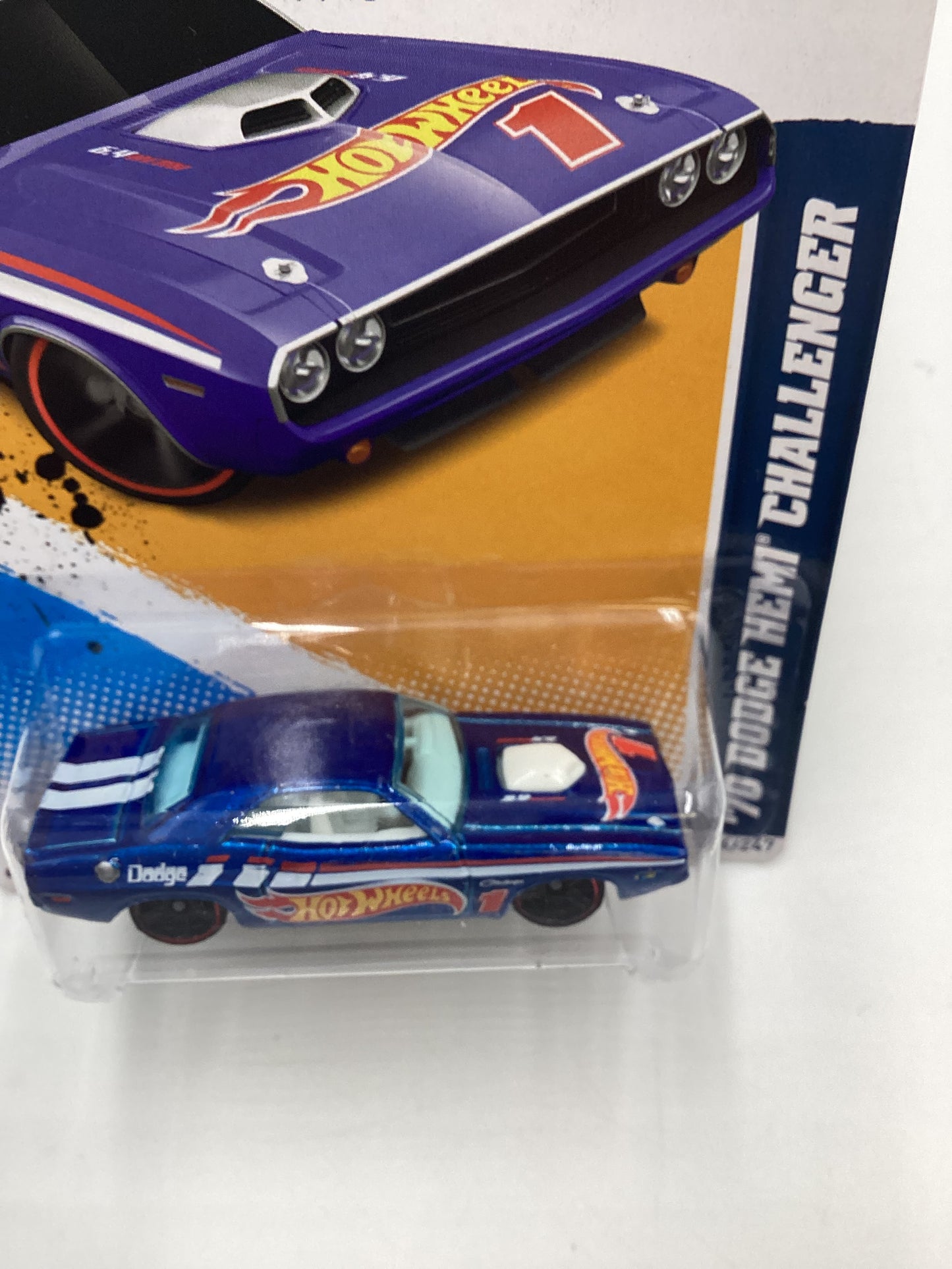 2012 Hot Wheels Racing #174 70 Dodge Hemi Challenger Blue 51B