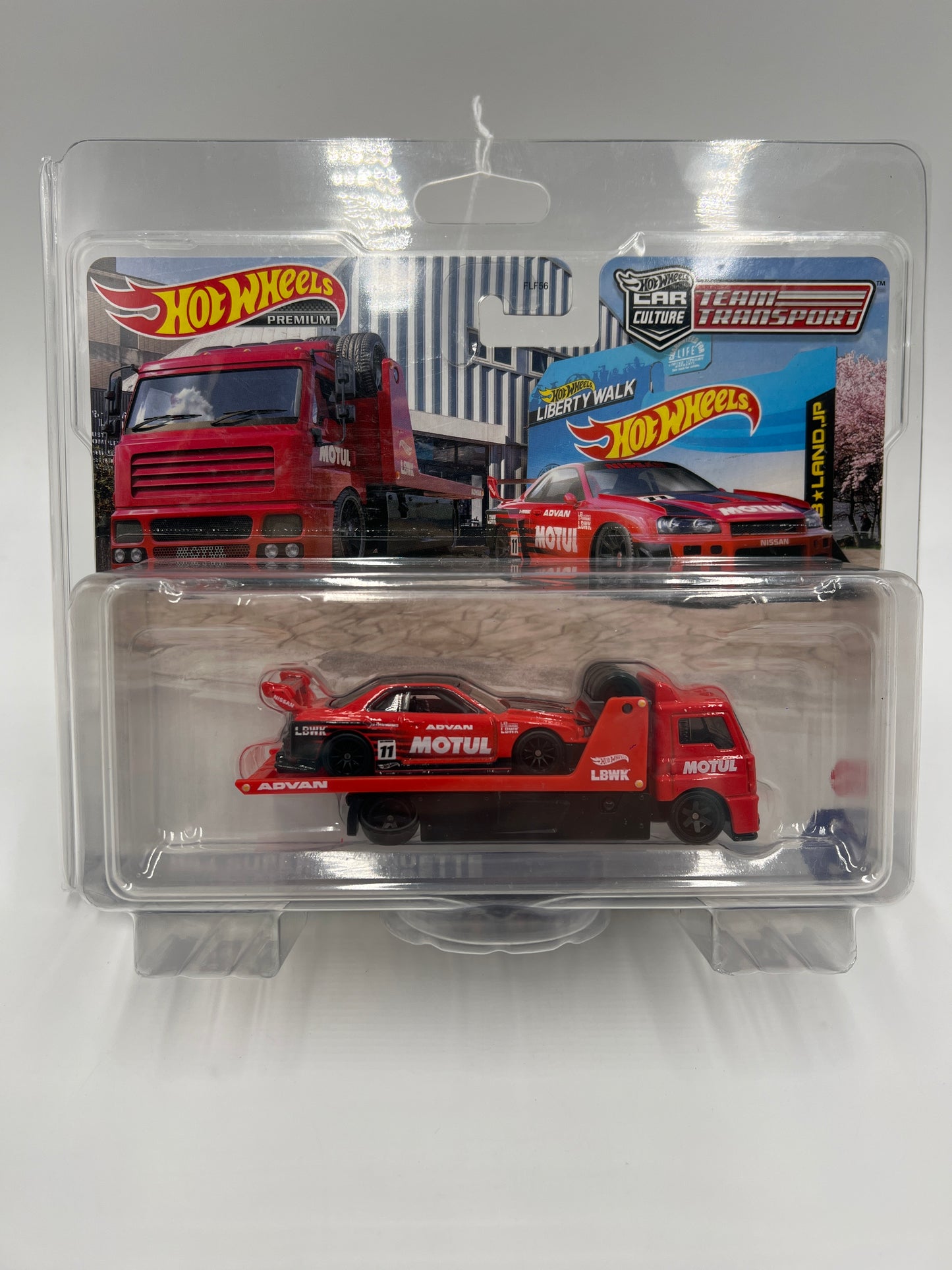 Hot Wheels Team Transport #44 Motul LB-ER34 Super Silhouette Nissan Skyline & Fleet Street W/Protector