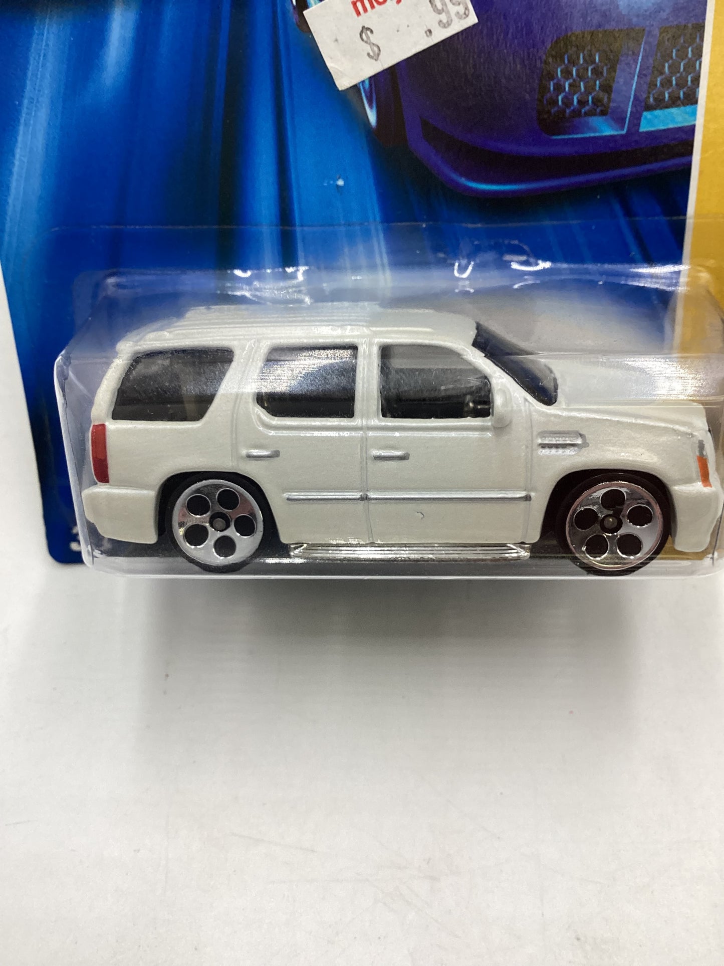 2007 Hot Wheels First Editions #34 Cadillac Escalade White 5 Dot 57B