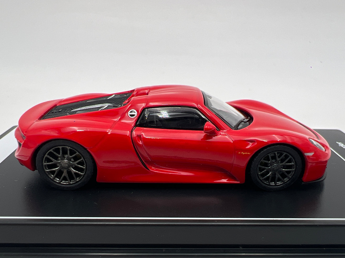 Poster Cars 1/64 Hypercar League Collection #17 Porsche 918 Spyder Red