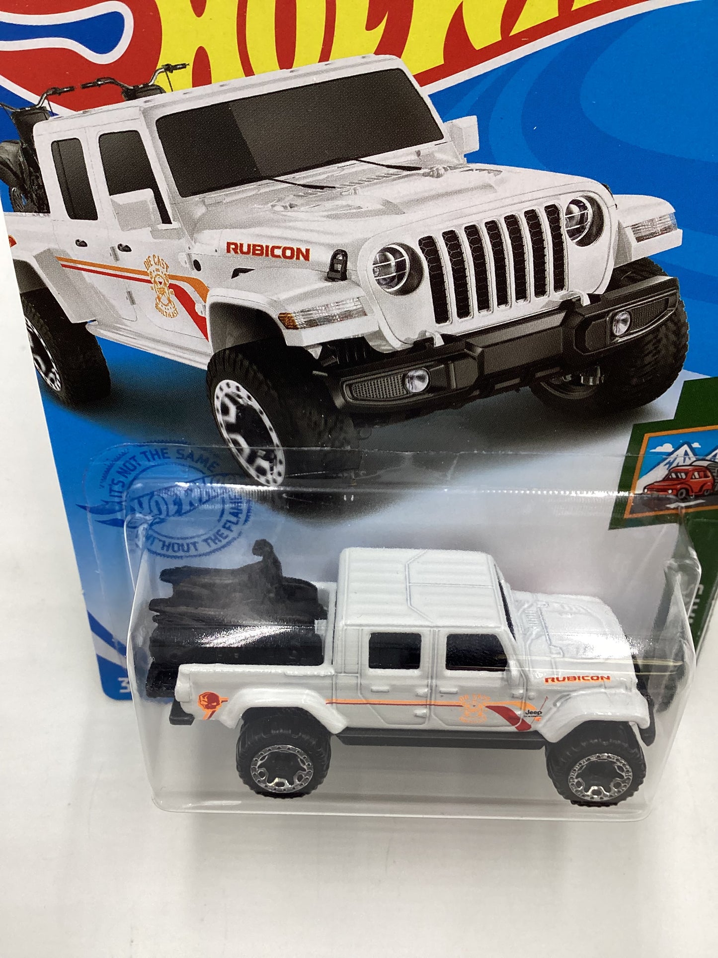 2021 Hot wheels #117 20 Jeep Gladiator White dollar general exclusive 152B